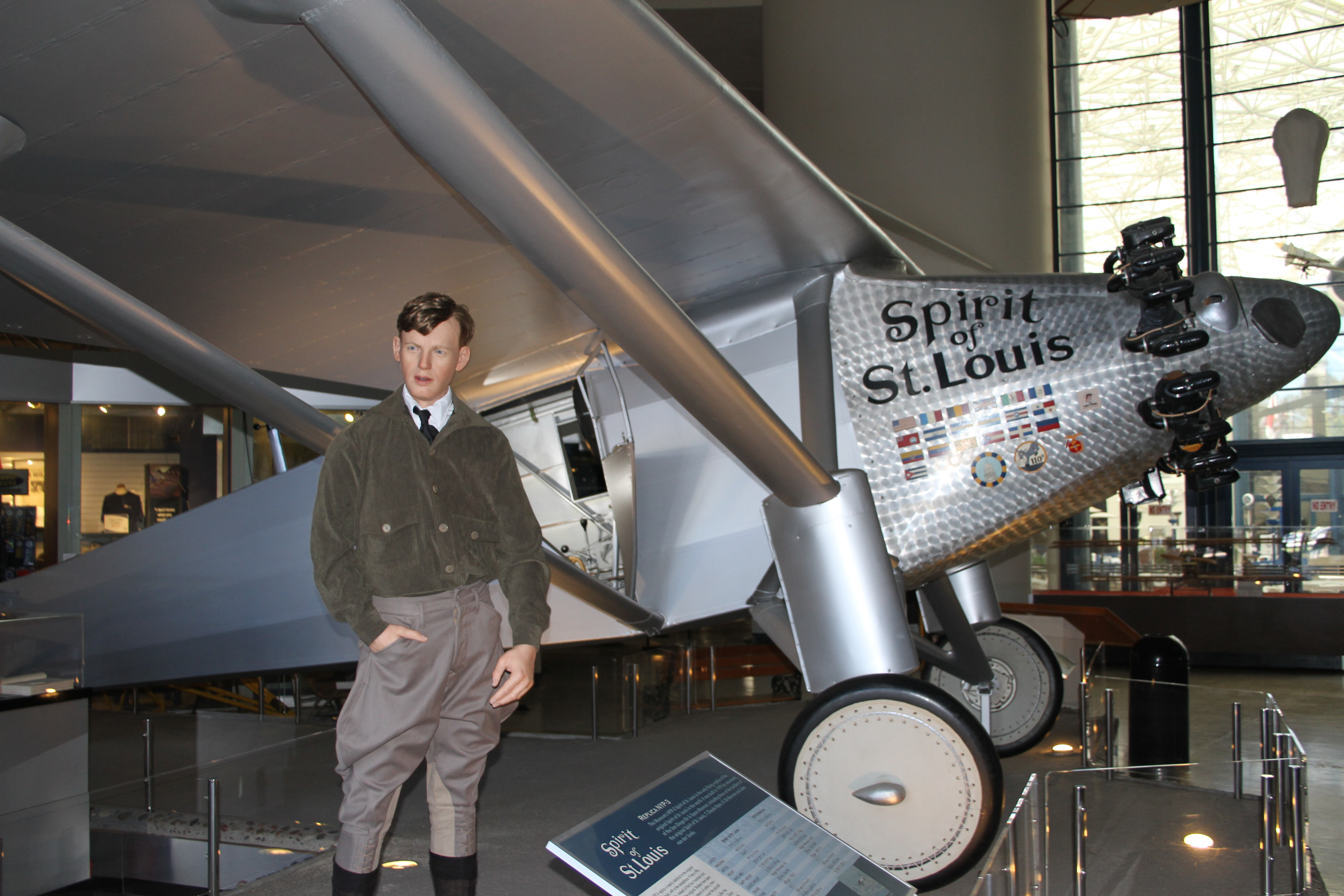 Charles Lindbergh and the flight of the Spirit of St. Louis - USA TODAY
